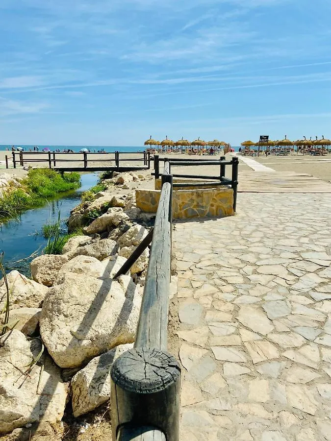 Estudio En Urbanizacion Tres Caballos, Playamar Torremolinos
